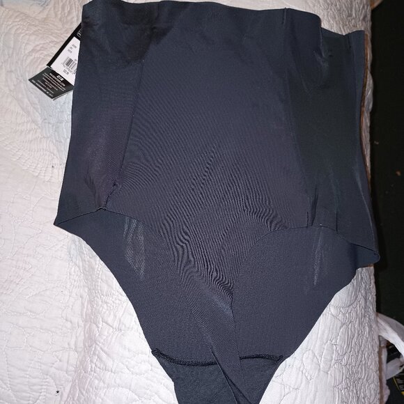 NEW Maidenform Women's Shapewear Extra Firm Shaping Thong SES200 Black M - Picture 4 of 7